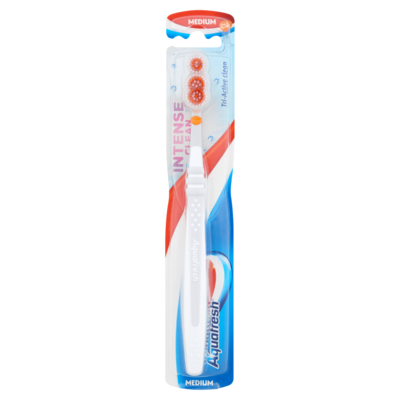 Aquafresh Tandenborstel intense clean medium