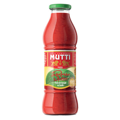 Mutti Passata gezeefde tomaten basilicum