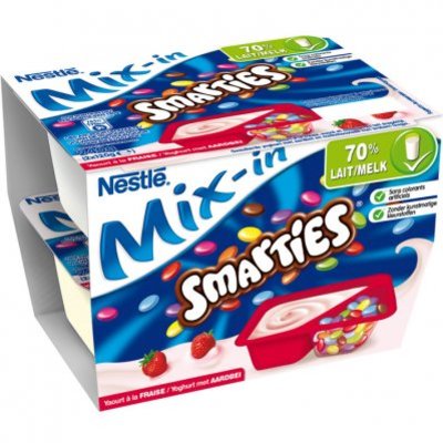 Smarties Yoghurt met aardbei