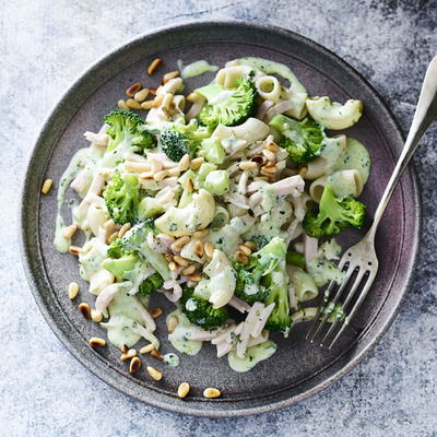 Allerhande Box Macaroni grande kip broccoli & pesto