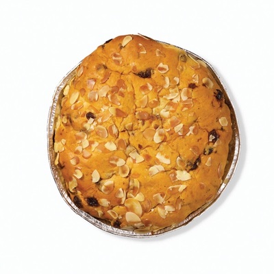 rozijnenbol met amandelspijs